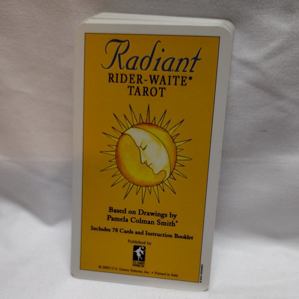 Radiant Rider-Waite Tarot Cards - Picture 4 of 10